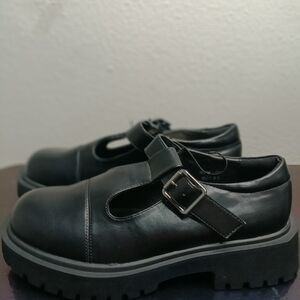 NWT Mudd Women's Shoes Mary Jane Loafers Black Faux Leather Size 6.5